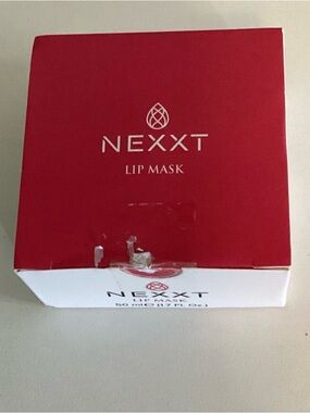 NEXXT Lip Mask — NWT